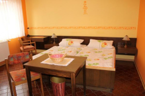  Pension Georgshof  Хильдерс
